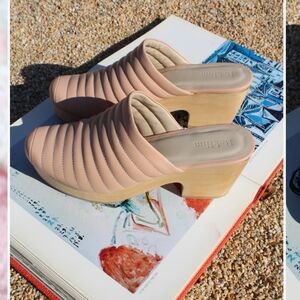 Beklina Ribbed Clog Buff